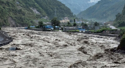 लेन्देखोलामा फेरि आयो भीषण बाढी, सुरक्षित रहन अपिल
