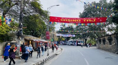 अङ्ग्रेजी नयाँ वर्षको पोखरामा रौनकः ‘सडकमै रमाइलो, सडकमै उत्सव’