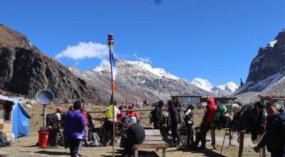 मौसम खुलेसँगै कञ्चनजङ्घा पदमार्गमा पर्यटकको चाप बढ्न थाल्यो